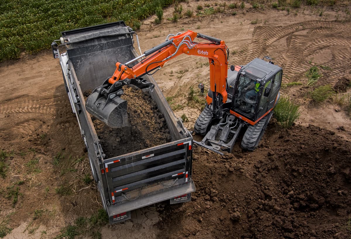Kubota KX080