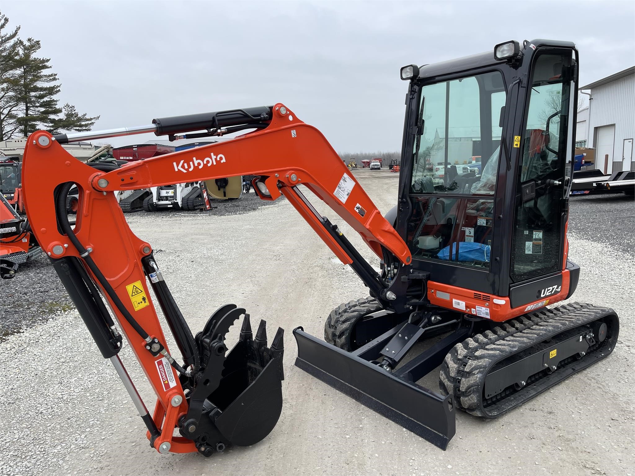 KUBOTA U27-4 - 121930 - McCullough Equipment Group