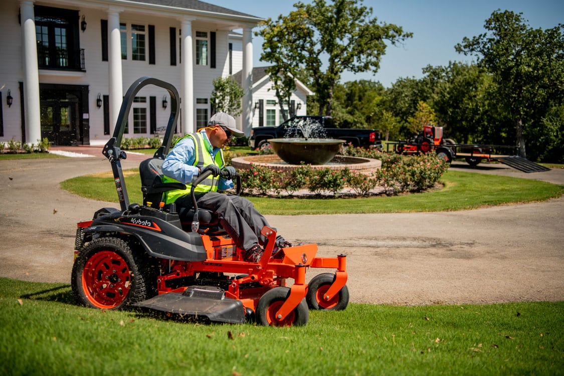 Z400 SERIES MOWERS - McCullough Equipment Group